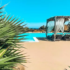 https://il-dammusino-di-pantelleria.sicilyhotelsitaly.net