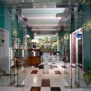 https://ateneo-garden-palace.it-romehotels.com
