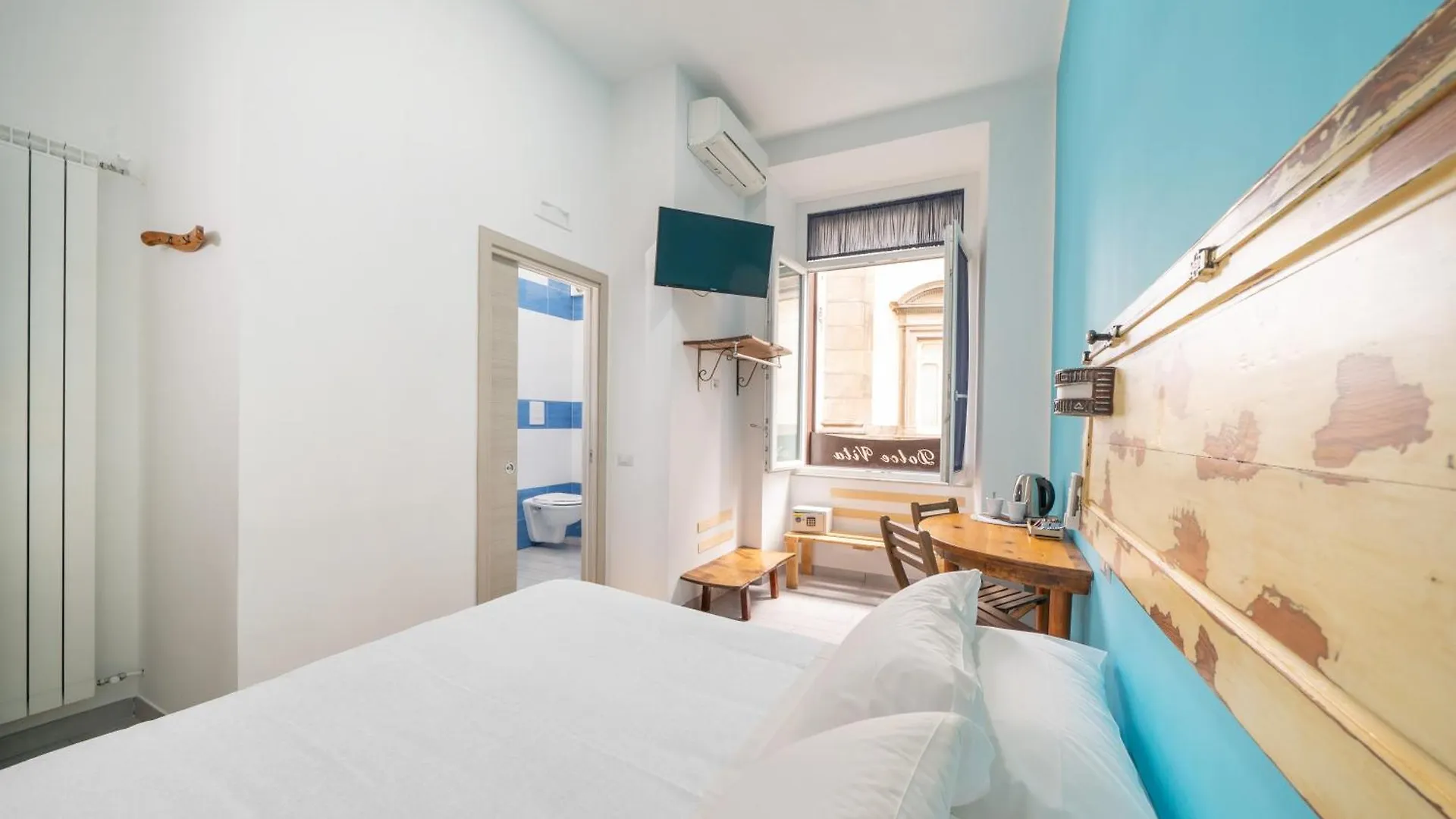 B&B Dolcevita Napoli Bed & Breakfast Napels